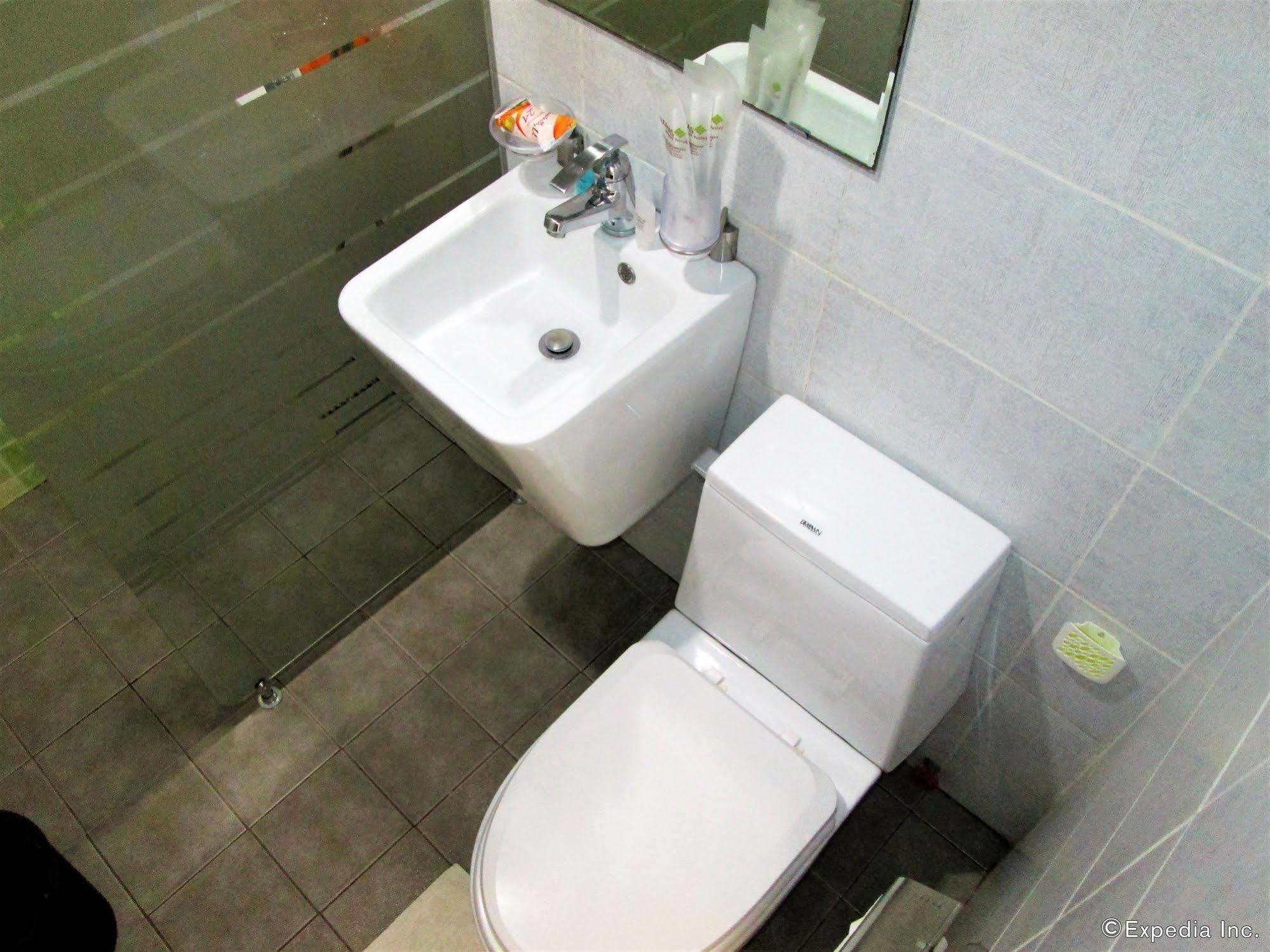 Lohas Airport Hotel Laguindingan Экстерьер фото